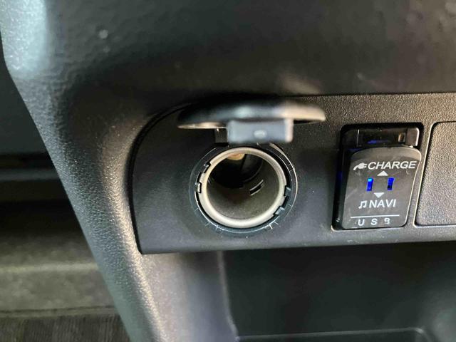 ムーヴキャンバスＧブラックインテリアリミテッド　ＳＡIIIナビ／ＴＶ／ＤＶＤ／ＢＴ／ＵＳＢ　全周囲カメラ　黒内装　ＬＥＤヘッドライト　オートライト　オートハイビーム　スマアシ　両側電動スライドドア　革巻ステアリング　ステリモ　置き楽ＢＯＸ　キーフリーシステム（千葉県）の中古車