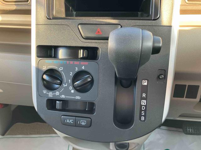 タントLCDラジオチューナー USB接続 AUX接続 横滑り防止装置 アイドリングストップ マニュアルレベリング機能付ハロゲンヘッドライト キーレスエントリー 運転席シートバックポケット ショッピングフック(千葉県)の中古車