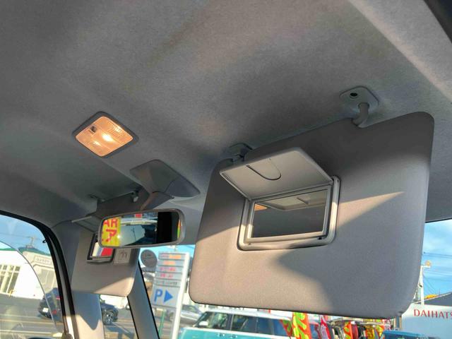 タントLCDラジオチューナー USB接続 AUX接続 横滑り防止装置 アイドリングストップ マニュアルレベリング機能付ハロゲンヘッドライト キーレスエントリー 運転席シートバックポケット ショッピングフック(千葉県)の中古車