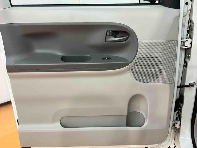 タントLCDラジオチューナー USB接続 AUX接続 横滑り防止装置 アイドリングストップ マニュアルレベリング機能付ハロゲンヘッドライト キーレスエントリー 運転席シートバックポケット ショッピングフック(千葉県)の中古車