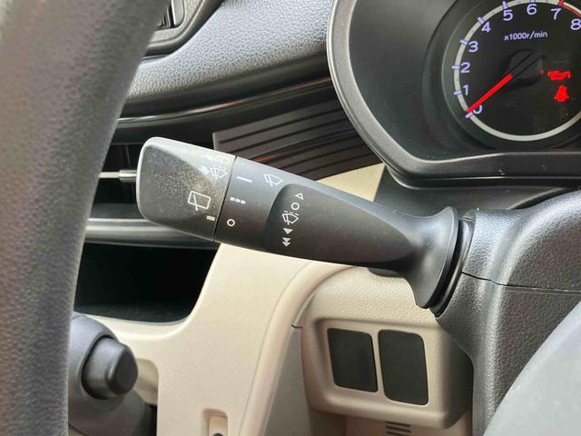 ムーヴL SAナビ/1セグ/CD/DVD/USB ETC キーレスエントリー 電動格納ドアミラー 運転席シートリフター プライバシーガラス 横滑り防止装置 衝突被害軽減ブレーキ アイドリングストップ(千葉県)の中古車