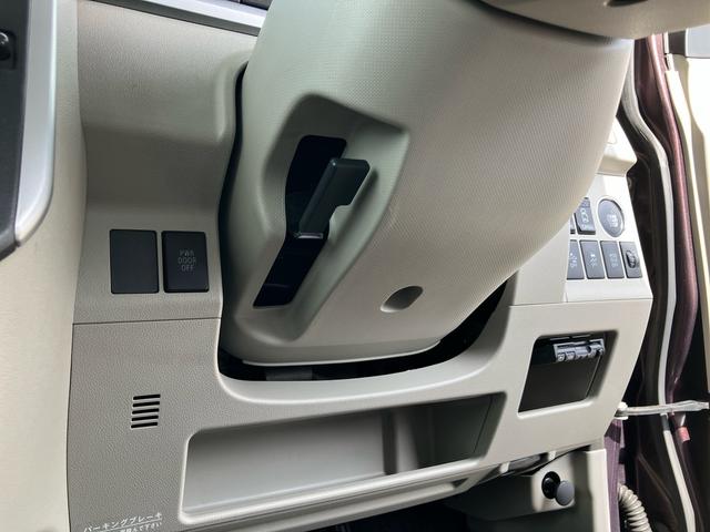 タントX スマートセレクションSA&SNナビ/ワンセグ/CD/USB バックカメラ スマアシ 横滑り防止装置 両側電動スライドドア ハロゲンヘッドライト オートライト キーフリー 盗難防止警報 オートA/C ステリモ 足踏み式駐車ブレーキ(千葉県)の中古車