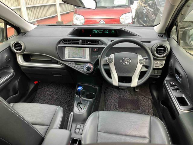 アクアＧブラックソフトレザーセレクションナビ／ＢＴ／ＴＶ／ＣＤ／Ｂカメラ　前後シート合成皮革表皮　ドアミラーウインカー　プッシュボタンスターター　オートエアコン　電動格納ドアミラー　オートライト　運転席シートリフター（千葉県）の中古車