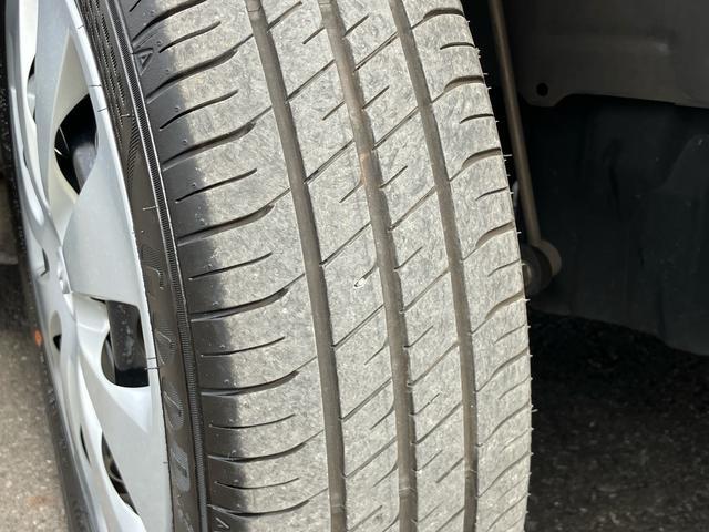 アクアＧブラックソフトレザーセレクションナビ／ＢＴ／ＴＶ／ＣＤ／Ｂカメラ　前後シート合成皮革表皮　ドアミラーウインカー　プッシュボタンスターター　オートエアコン　電動格納ドアミラー　オートライト　運転席シートリフター（千葉県）の中古車