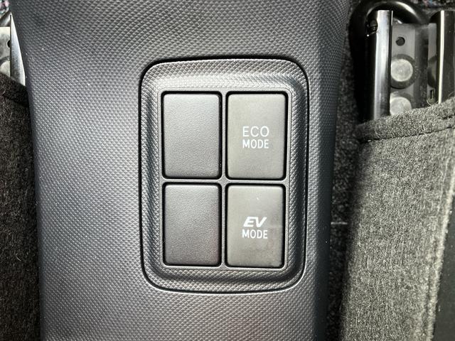 アクアＧブラックソフトレザーセレクションナビ／ＢＴ／ＴＶ／ＣＤ／Ｂカメラ　前後シート合成皮革表皮　ドアミラーウインカー　プッシュボタンスターター　オートエアコン　電動格納ドアミラー　オートライト　運転席シートリフター（千葉県）の中古車