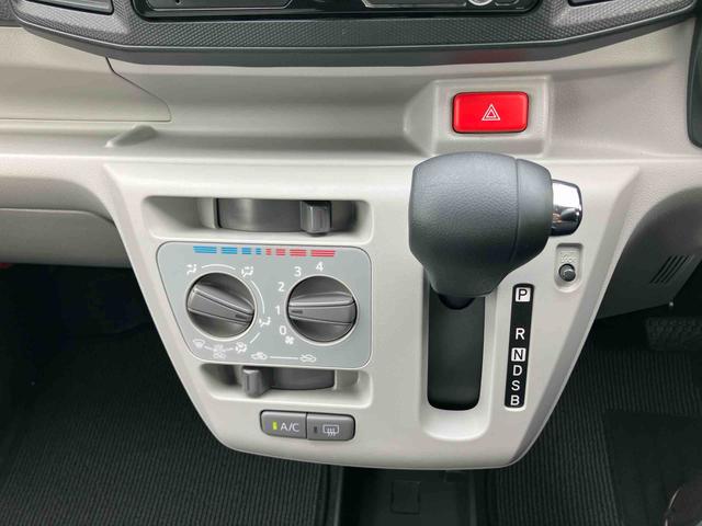 ミライースX SAIII衝突被害軽減ブレーキ LEDヘッドランプ オートライト オートハイビーム スモークガラス 電動格納ドアミラー 前後コーナーセンサー アイドリングストップ サイドレバー式駐車ブレーキ キーレスエントリー(千葉県)の中古車