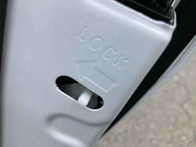 ミライースX SAIII衝突被害軽減ブレーキ LEDヘッドランプ オートライト オートハイビーム スモークガラス 電動格納ドアミラー 前後コーナーセンサー アイドリングストップ サイドレバー式駐車ブレーキ キーレスエントリー(千葉県)の中古車