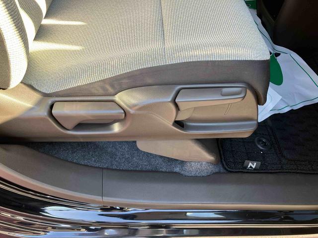 Ｎ−ＷＧＮＧホンダセンシングＣＤ　ラジオ　衝突回避支援ブレーキ　プッシュボタンスタート　コーナーセンサー　横滑り防止機能　オートライト　オートエアコン　電子パーキングブレーキ（千葉県）の中古車