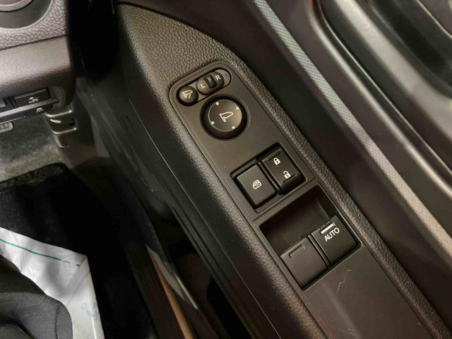 Ｎ−ＶＡＮＬディスプレイオーディオ／ＢＴ／バックカメラ／ステアスイッチ　左右スライドドア／助手席側センターピラーレス　キーレス　キー照明　イモビライザー　電動格納ドアミラー　自動追従クルコン　衝突被害軽減ブレーキ（千葉県）の中古車