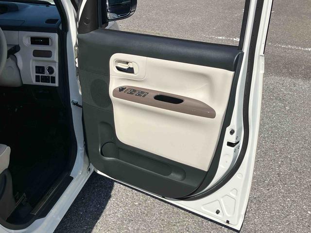 ムーヴキャンバスＧメイクアップＶＳ　ＳＡIIIナビ／ＢＴ／ＴＶ／ＤＩＳＣ／全周囲カメラ／ステアスイッチ　前後ドラレコ　ＥＴＣ２．０　リモコンエンジンスタート　ミニライト１４インチＡＷ　両側パワスラ　ＬＥＤヘッド／フォグ　運転席シートヒーター（千葉県）の中古車