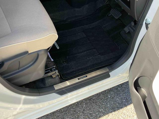 ムーヴキャンバスＧメイクアップＶＳ　ＳＡIIIナビ／ＢＴ／ＴＶ／ＤＩＳＣ／全周囲カメラ／ステアスイッチ　前後ドラレコ　ＥＴＣ２．０　リモコンエンジンスタート　ミニライト１４インチＡＷ　両側パワスラ　ＬＥＤヘッド／フォグ　運転席シートヒーター（千葉県）の中古車