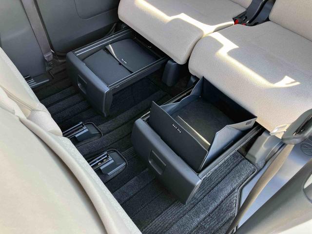 ムーヴキャンバスＧメイクアップＶＳ　ＳＡIIIナビ／ＢＴ／ＴＶ／ＤＩＳＣ／全周囲カメラ／ステアスイッチ　前後ドラレコ　ＥＴＣ２．０　リモコンエンジンスタート　ミニライト１４インチＡＷ　両側パワスラ　ＬＥＤヘッド／フォグ　運転席シートヒーター（千葉県）の中古車