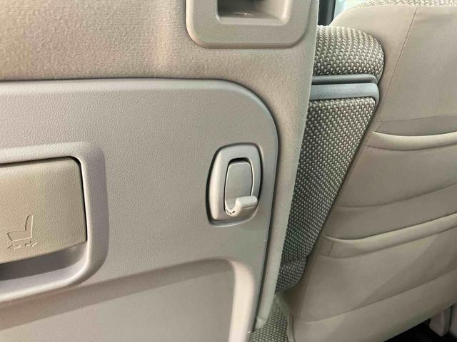 タントＬワンセグナビ　ＵＳＢ接続　アイドリングストップ　マニュアルレベリング機能付ハロゲンヘッドライト　キーレスエントリー　運転席シートバックポケット　シートベルトアンカーアジャスター　ショッピングフック（千葉県）の中古車