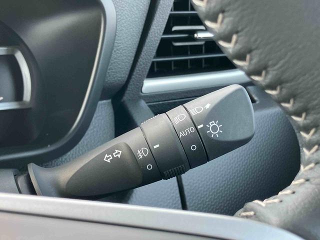 トールカスタムＧ　ターボターボ　９型ディスプレイオーディオ／ＴＶ／ＢＴ／ＵＳＢ　バックカメラ　全車速追従クルコン　ＬＥＤヘッドライト　オートライト　オートハイビーム　スマアシ　コーナーセンサー　電動駐車ブレーキ　キーフリー（千葉県）の中古車