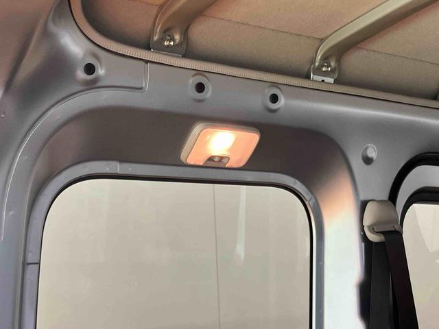 ハイゼットカーゴデラックス衝突回避支援 横滑り防止装置 前後コーナーセンサー アイドリングストップ マニュアルレベリング機能付ハロゲンヘッドライト キーレスエントリー オーバーヘッドシェルフ オートライト オートハイビーム(千葉県)の中古車