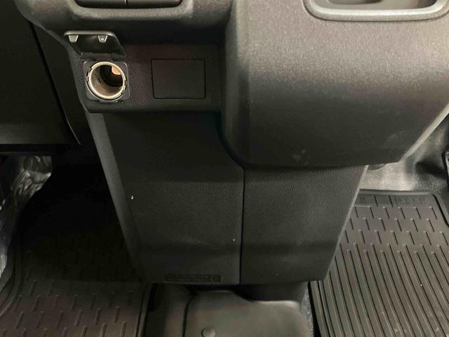 ハイゼットカーゴデラックス衝突回避支援 横滑り防止装置 前後コーナーセンサー アイドリングストップ マニュアルレベリング機能付ハロゲンヘッドライト キーレスエントリー オーバーヘッドシェルフ オートライト オートハイビーム(千葉県)の中古車