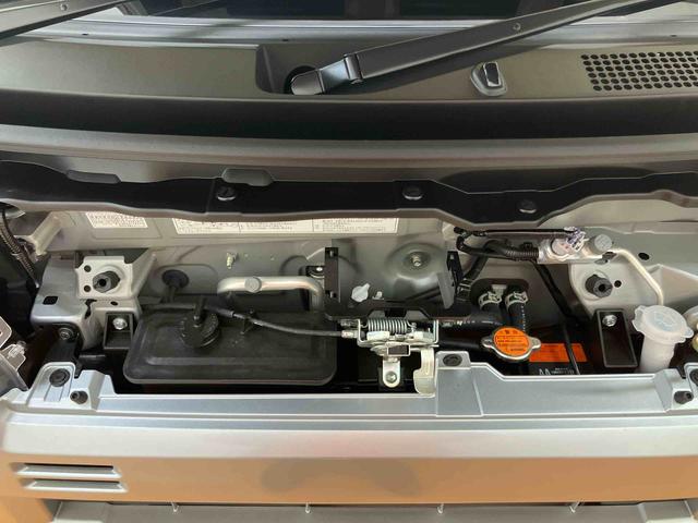 ハイゼットカーゴデラックス衝突回避支援 横滑り防止装置 前後コーナーセンサー アイドリングストップ マニュアルレベリング機能付ハロゲンヘッドライト キーレスエントリー オーバーヘッドシェルフ オートライト オートハイビーム(千葉県)の中古車