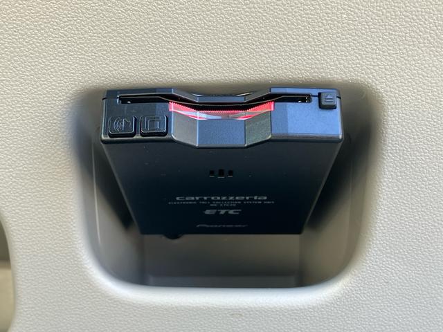 ムーヴＸ　ＳＡナビ／ＴＶ／ＢＴ／ＵＳＢ／ＤＶＤ　ドラレコ　ＥＴＣ　衝突被害軽減ブレーキ　ＬＥＤヘッドランプ　オートライト　オートエアコン　アルミホイール　スモークガラス　キーフリーシステム　盗難防止アラーム　チルト（千葉県）の中古車