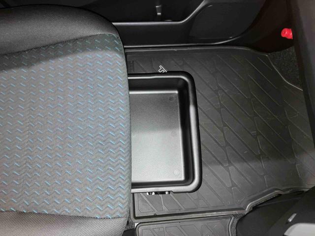 トールカスタムＧ９型ＤＰＡ／ＴＶ／ＢＴ／ＵＳＢ　バックカメラ　全車速追従クルコン　ＬＥＤヘッドライト　オートライト　ＡＤＢ　スマアシ　前後コーナーセンサー　電動駐車ブレーキ　キーフリー　革巻ハンドル　アルミホイール（千葉県）の中古車