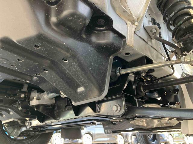 ハイゼットトラックエクストラ４ＷＤ　ＣＶＴ　荷台三方開　リヤ４枚リーフ　ＬＥＤ荷台作業灯　リヤデフロック　バッテリーカバー　ハロゲンヘッドランプ　大型ヘッドレスト　サイドレバー駐車ブレーキ　アシストグリップ　衝突被害軽減ブレーキ（千葉県）の中古車