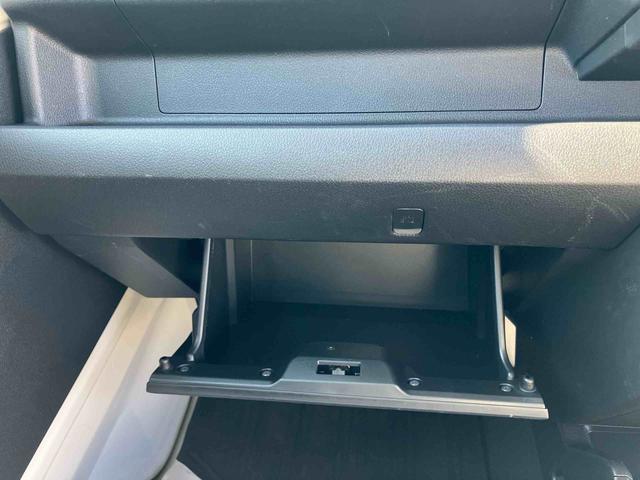 ハイゼットトラックエクストラ４ＷＤ　ＣＶＴ　荷台三方開　リヤ４枚リーフ　ＬＥＤ荷台作業灯　リヤデフロック　バッテリーカバー　ハロゲンヘッドランプ　大型ヘッドレスト　サイドレバー駐車ブレーキ　アシストグリップ　衝突被害軽減ブレーキ（千葉県）の中古車