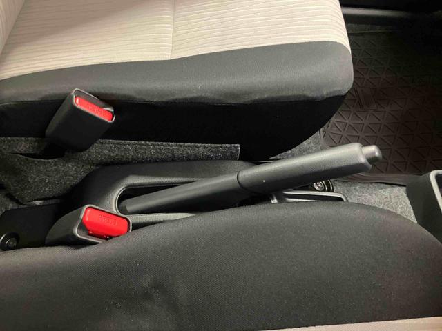 ミライースX SAIIIスマアシ LEDヘッドランプ オートライト オートハイビーム 前後コーナーセンサー スモークガラス デジタルメーター サイドレバー式駐車ブレーキ 電動格納ドアミラー キーレスエントリー 盗難防止警報(千葉県)の中古車