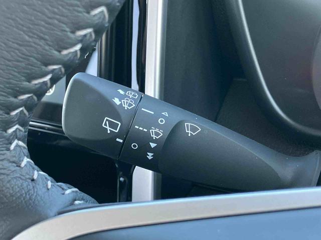 トールカスタムＧ９型ディスプレイオーディオ／ＴＶ／ＢＴ／ＵＳＢ　バックカメラ　全車速追従クルコン　ＬＥＤヘッドライト　オートライト　スマアシ　コーナーセンサー　電動駐車ブレーキ　キーフリー　革巻きステアリング　アルミ（千葉県）の中古車