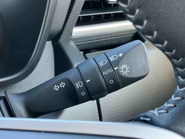 トールカスタムＧ９型ディスプレイオーディオ／ＴＶ／ＢＴ／ＵＳＢ　バックカメラ　全車速追従クルコン　ＬＥＤヘッドライト　オートライト　スマアシ　コーナーセンサー　電動駐車ブレーキ　キーフリー　革巻きステアリング　アルミ（千葉県）の中古車