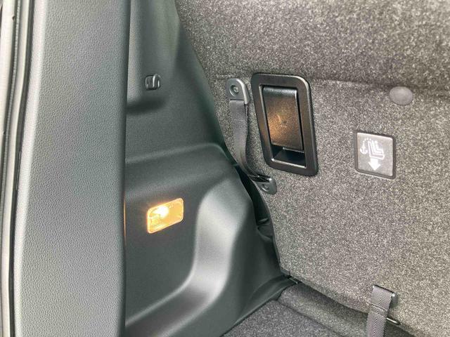 トールカスタムG9型ディスプレイオーディオ/TV/BT/USB バックカメラ 全車速追従クルコン LEDヘッドライト オートライト オートハイビーム ADB スマアシ コーナーセンサー 電動駐車ブレーキ キーフリー(千葉県)の中古車