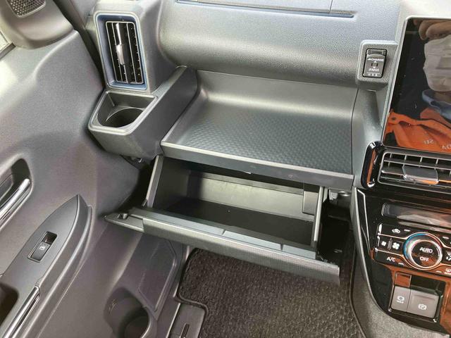 タントカスタムＲＳ１０型ナビ／ＢＴ／ＴＶ／ＤＩＳＣ／バックカメラ／ステアスイッチ　前後ドラレコ　ＥＴＣ　リモコンエンジンスタート　両側パワスラ　１５インチアルミ　ＬＥＤヘッド／フォグ　スマートキー　シートヒーター（千葉県）の中古車