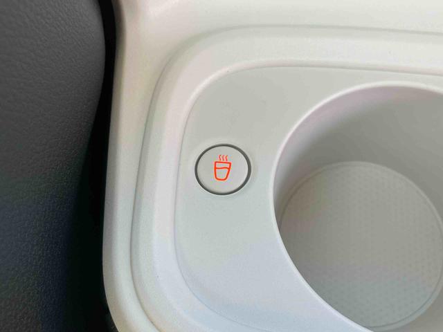 ムーヴキャンバスストライプスＧ両側電動スライドドア　ＬＥＤヘッドライト＆フォグランプ　シートヒーター　保温カップホルダー　電動駐車ブレーキ　バックカメラ　ステアリングスイッチ　置きラクＢＯＸ　コーナーセンサー　衝突被害軽減ブレーキ（千葉県）の中古車