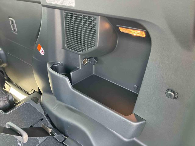 トールカスタムＧ　ターボターボ　９型ナビ／ＴＶ／ＤＶＤ／ＢＴ／ＵＳＢ　バックカメラ　全車速追従クルコン　ＬＥＤヘッドライト　オートライト　オートハイビーム　スマアシ　前後コーナーセンサー　電動駐車ブレーキ　キーフリー　アルミ（千葉県）の中古車