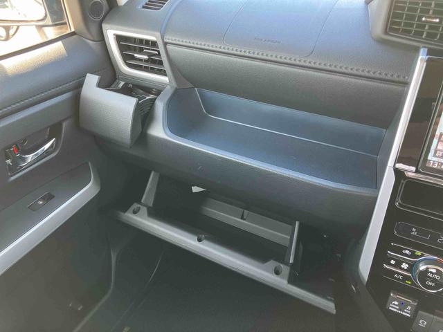 トールカスタムＧ　ターボターボ　９型ナビ／ＴＶ／ＤＶＤ／ＢＴ／ＵＳＢ　バックカメラ　全車速追従クルコン　ＬＥＤヘッドライト　オートライト　オートハイビーム　スマアシ　前後コーナーセンサー　電動駐車ブレーキ　キーフリー　アルミ（千葉県）の中古車