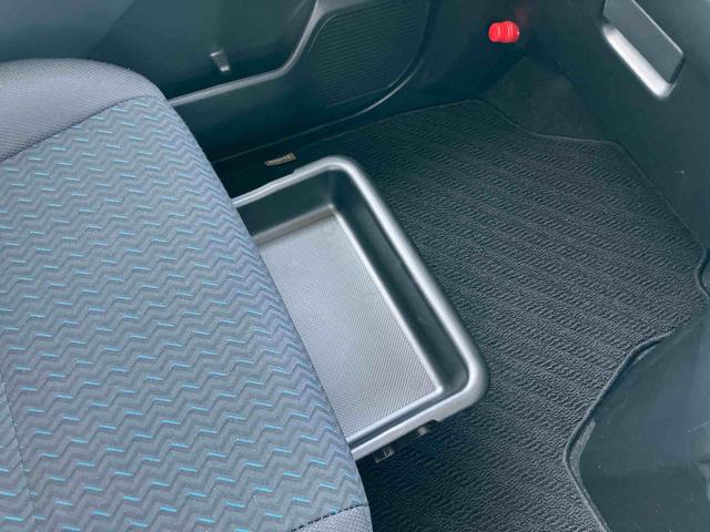 トールカスタムＧ　ターボターボ　９型ナビ／ＴＶ／ＤＶＤ／ＢＴ／ＵＳＢ　バックカメラ　全車速追従クルコン　ＬＥＤヘッドライト　オートライト　オートハイビーム　スマアシ　前後コーナーセンサー　電動駐車ブレーキ　キーフリー　アルミ（千葉県）の中古車