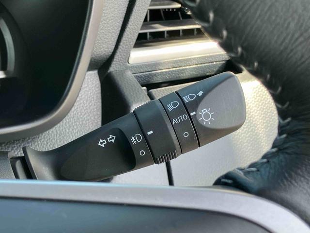 トールカスタムＧ　ターボターボ　９型ナビ／ＴＶ／ＤＶＤ／ＢＴ／ＵＳＢ　バックカメラ　全車速追従クルコン　ＬＥＤヘッドライト　オートライト　オートハイビーム　スマアシ　前後コーナーセンサー　電動駐車ブレーキ　キーフリー　アルミ（千葉県）の中古車