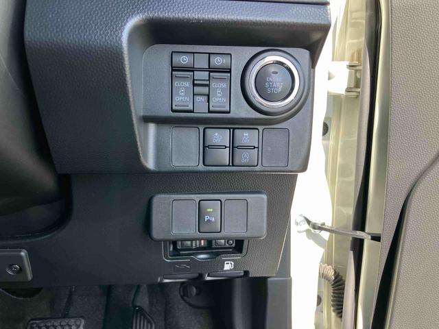 トールカスタムＧ　ターボターボ　９型ナビ／ＴＶ／ＤＶＤ／ＢＴ／ＵＳＢ　バックカメラ　全車速追従クルコン　ＬＥＤヘッドライト　オートライト　オートハイビーム　スマアシ　前後コーナーセンサー　電動駐車ブレーキ　キーフリー　アルミ（千葉県）の中古車