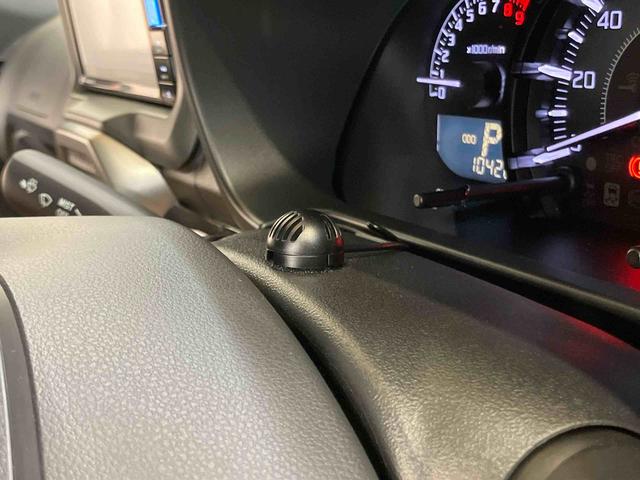 コペンローブバックカメラ連動フルセグナビ　ＵＳＢ接続　ブルートゥース対応　ＴＶナビキット　センターコンソール内ＥＴＣ　ドライブレコーダー　シートヒーター　アイドリングストップ　オートライト　横滑り防止装置（千葉県）の中古車