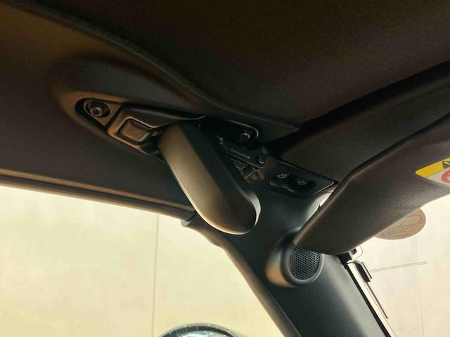 コペンローブバックカメラ連動フルセグナビ　ＵＳＢ接続　ブルートゥース対応　ＴＶナビキット　センターコンソール内ＥＴＣ　ドライブレコーダー　シートヒーター　アイドリングストップ　オートライト　横滑り防止装置（千葉県）の中古車