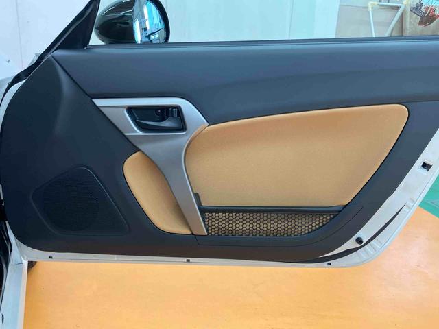 コペンローブバックカメラ連動フルセグナビ　ＵＳＢ接続　ブルートゥース対応　ＴＶナビキット　センターコンソール内ＥＴＣ　ドライブレコーダー　シートヒーター　アイドリングストップ　オートライト　横滑り防止装置（千葉県）の中古車