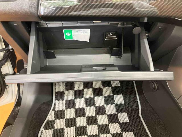 コペンローブバックカメラ連動フルセグナビ　ＵＳＢ接続　ブルートゥース対応　ＴＶナビキット　センターコンソール内ＥＴＣ　ドライブレコーダー　シートヒーター　アイドリングストップ　オートライト　横滑り防止装置（千葉県）の中古車