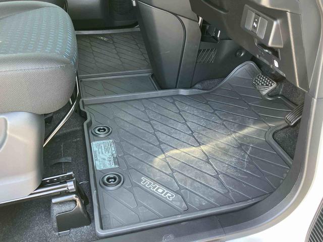 トールカスタムＧ９型ディスプレイオーディオ／ＴＶ／ＢＴ／ＵＳＢ　バックカメラ　全車速追従クルコン　ＬＥＤヘッドライト　オートライト　スマアシ　コーナーセンサー　電動駐車ブレーキ　キーフリー　革巻きステアリング　アルミ（千葉県）の中古車