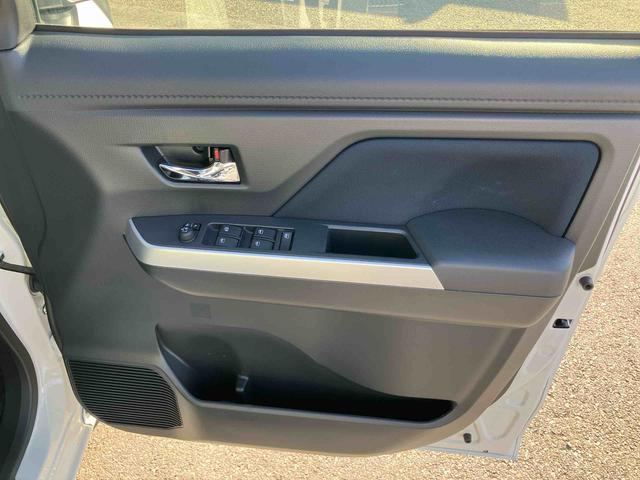 トールカスタムＧ９型ディスプレイオーディオ／ＴＶ／ＢＴ／ＵＳＢ　バックカメラ　全車速追従クルコン　ＬＥＤヘッドライト　オートライト　スマアシ　コーナーセンサー　電動駐車ブレーキ　キーフリー　革巻きステアリング　アルミ（千葉県）の中古車