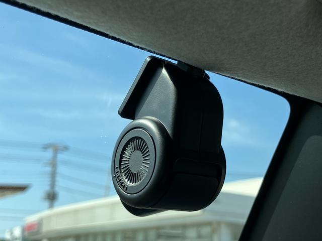 トールカスタムＧ９型ナビ／ＴＶ／ＤＶＤ／ＢＴ／ＵＳＢ　バックカメラ　全車速追従クルコン　ＬＥＤヘッドライト　オートライト　オートハイビーム　ＡＤＢ　スマアシ　前後コーナーセンサー　電動駐車ブレーキ　キーフリー　アルミ（千葉県）の中古車