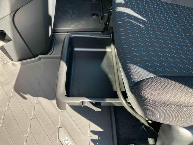 トールカスタムＧ９型ディスプレイオーディオ／ＴＶ／ＢＴ／ＵＳＢ　バックカメラ　全車速追従クルコン　ＬＥＤヘッドライト　オートライト　ＡＤＢ　革巻きハンドル　スマアシ　前後コーナーセンサ　電動駐車ブレーキ　キーフリー（千葉県）の中古車