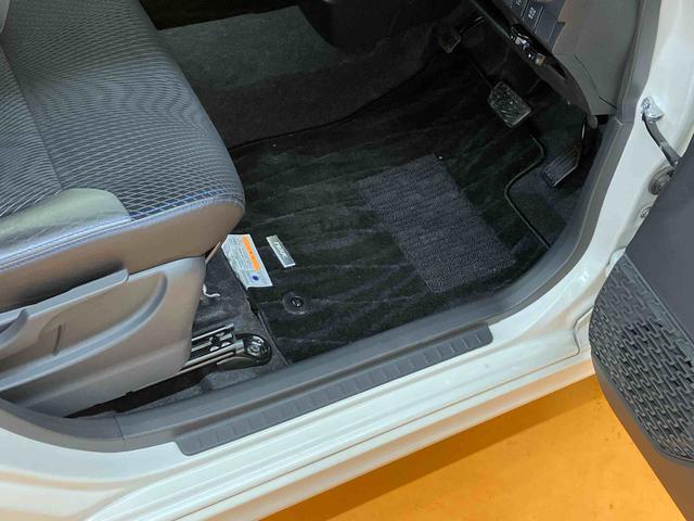 ムーヴカスタム　Ｘ　ハイパーＣＤチューナー　ＥＴＣ　ＬＥＤヘッド／フォグランプ　フロントＬＥＤイルミ　１４インチアルミ　プッシュボタンスターター　オートエアコン　オート格納ドアミラー　運転席シートリフター　横滑り防止装置（千葉県）の中古車