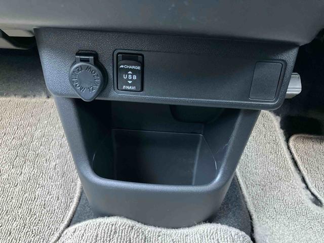 ブーンシルク　ＳＡIIナビ／ＴＶ／ＤＶＤ／ＢＴ／ＵＳＢ　ＥＴＣ　ドラレコ　ＬＥＤヘッドライト　衝突被害軽減ブレーキ　キーフリーシステム　プッシュスタート　アルミホイール　足踏み式駐車ブレーキ　シートリフター　盗難防止警報（千葉県）の中古車