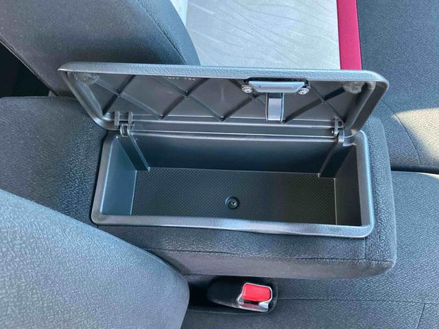 ブーンシルク　ＳＡIIナビ／ＴＶ／ＤＶＤ／ＢＴ／ＵＳＢ　ＥＴＣ　ドラレコ　ＬＥＤヘッドライト　衝突被害軽減ブレーキ　キーフリーシステム　プッシュスタート　アルミホイール　足踏み式駐車ブレーキ　シートリフター　盗難防止警報（千葉県）の中古車