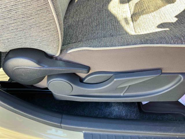 ミラトコットＧ　ＳＡIII純正メモリーナビゲーション　ＣＤ　ＤＶＤ　ナビ連動ドライブレコーダー　純正ＥＴＣ車載器　アラウンドモニター　衝突回避支援ブレーキ　誤発進抑制装置　アイドリングストップ　横滑り防止機能　スマートキー（千葉県）の中古車