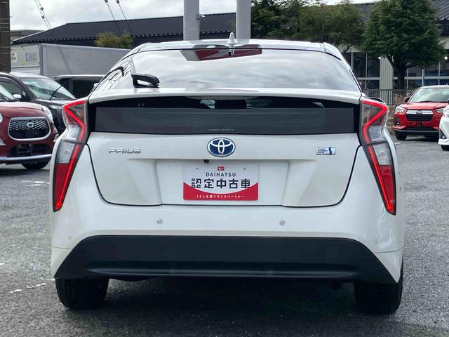 プリウスSセーフティプラスハイブリッド HDU ナビ/地デジ/BT/DVD バックカメラ ETC ドラレコ 全車速追従クルコン LEDヘッドライト オートライト オートハイビーム 衝突被害軽減ブレーキ 前後クリアランスセンサー(千葉県)の中古車