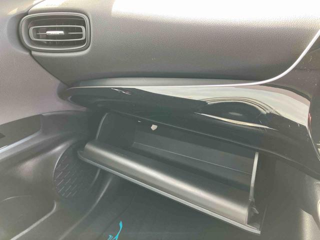 プリウスSセーフティプラスハイブリッド HDU ナビ/地デジ/BT/DVD バックカメラ ETC ドラレコ 全車速追従クルコン LEDヘッドライト オートライト オートハイビーム 衝突被害軽減ブレーキ 前後クリアランスセンサー(千葉県)の中古車